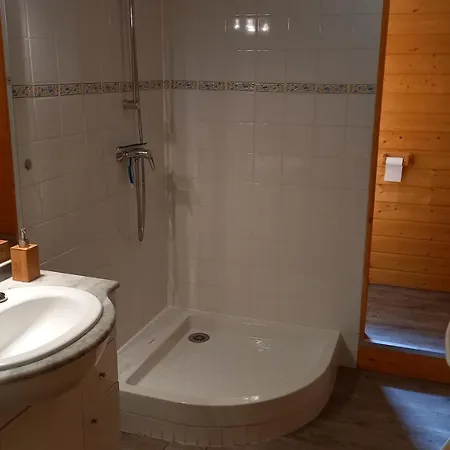 Montreuillais 3 Personnes Au Rez-de-chaussee * Montreuil-Bellay