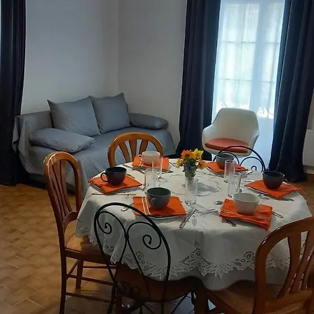 Apartamento Montreuillais 3 Personnes Au Rez-de-chaussée