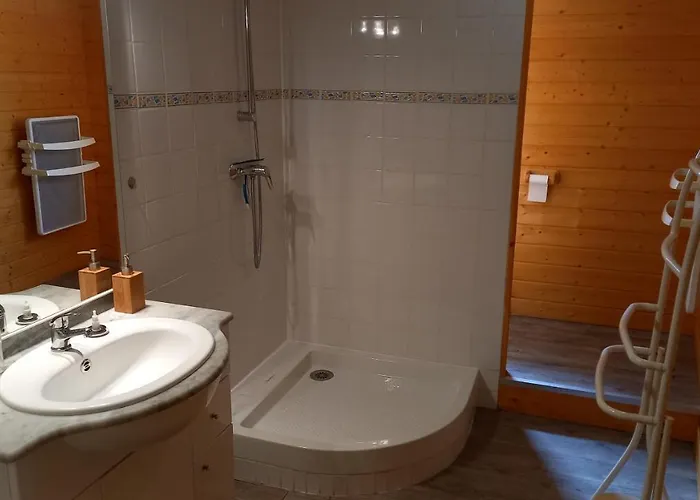 Montreuillais 3 Personnes Au Rez-de-chaussee * Montreuil-Bellay